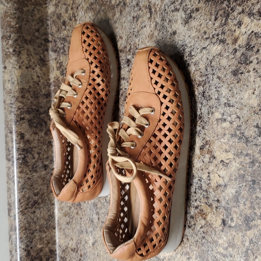 Jeffrey Campbell Havana Last 10K Run Shoes Size 9.5
